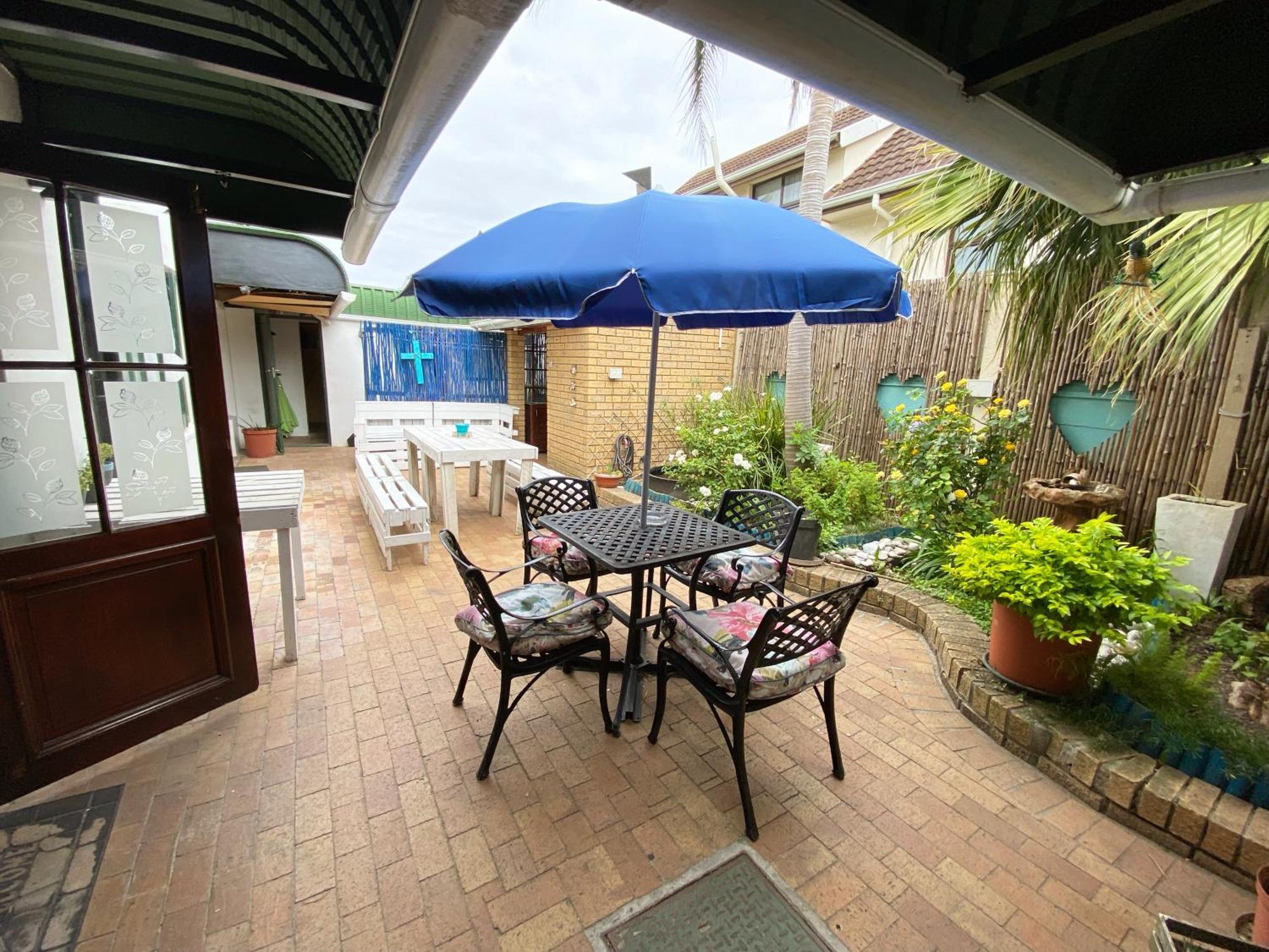 Le Bay Lodge Gordonsbaai Buitenkant foto