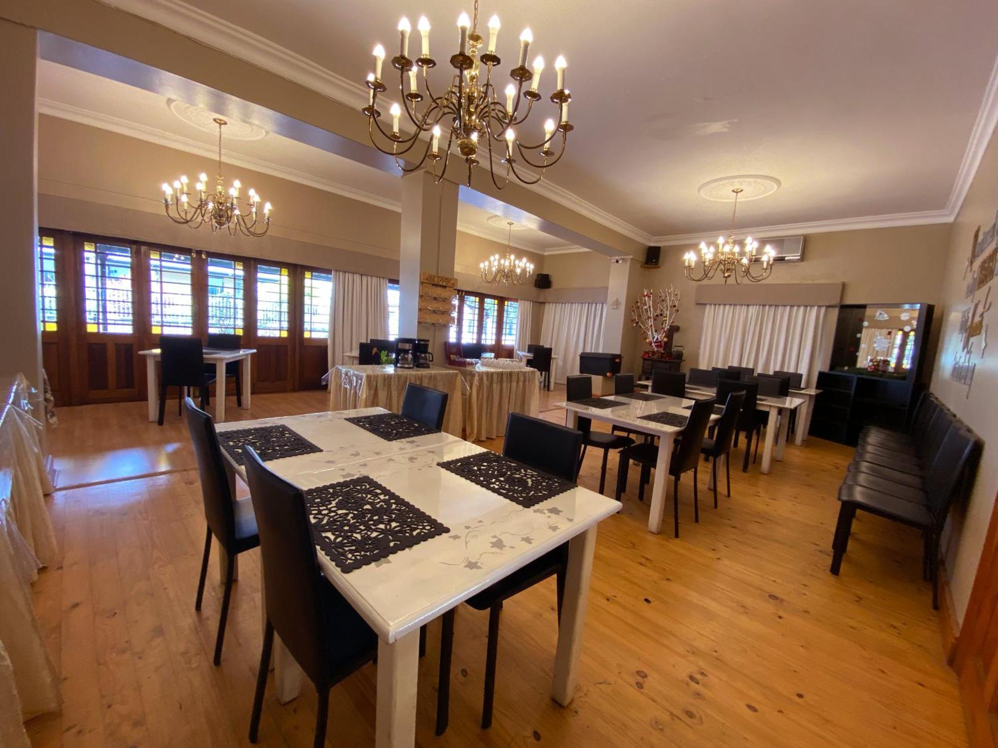 Le Bay Lodge Gordonsbaai Buitenkant foto
