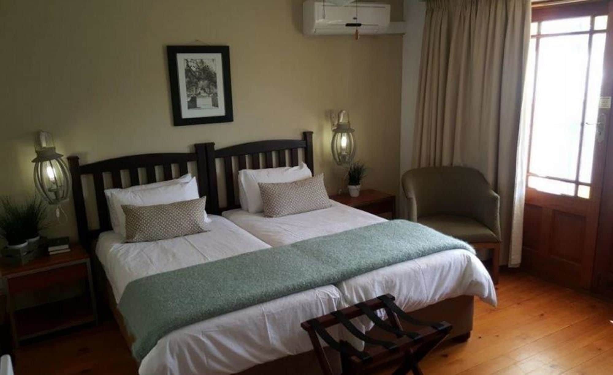 Le Bay Lodge Gordonsbaai Buitenkant foto